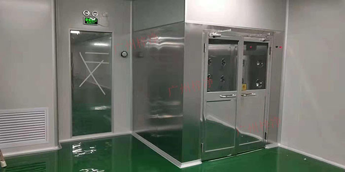 風(fēng)淋室不同類型的風(fēng)機(jī)，其噪音水平可能會有所不同。